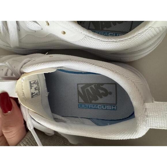 Vans UltraRange EXO SE Sneakers - White Women Size 7 - Picture 5 of 8